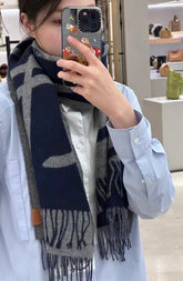 China Replica Loewe Scarf 44usd Only